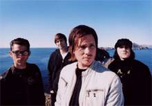 ANGELS AND AIRWAVES (photo)