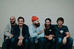 AUGUST BURNS RED (photo)