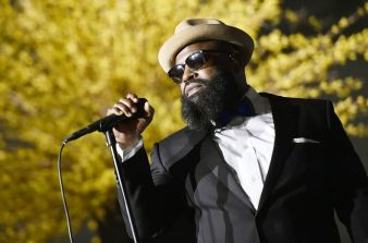 BLACK THOUGHT (photo)