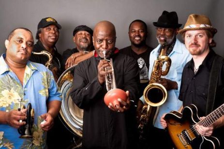 DIRTY DOZEN BRASS BAND (photo)