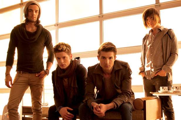 HOT CHELLE RAE (photo)