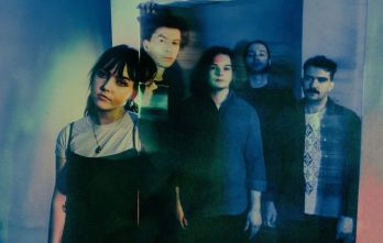 JUST MUSTARD (photo)