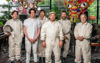 MODEST MOUSE (photo)