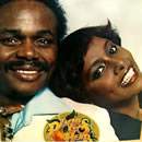 PEACHES AND HERB (photo)