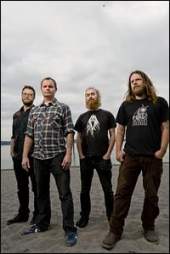 RED FANG (photo)