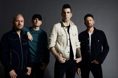 THEORY OF A DEADMAN (photo)